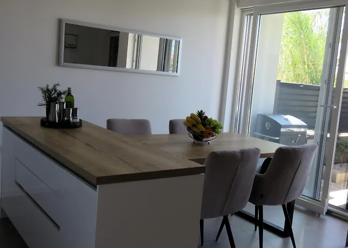 Apartment Duplex House Angela With Private Heated Pool Privlaka (Zadar)