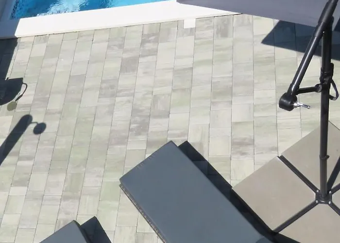 Duplex House Angela With Private Heated Pool Apartment *