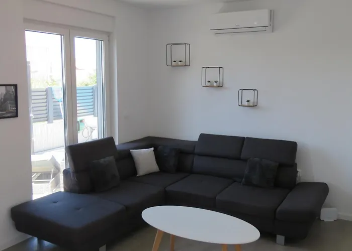 Apartment Duplex House Angela With Private Heated Pool Privlaka (Zadar)