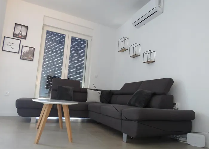 Duplex House Angela With Private Heated Pool Privlaka (Zadar)