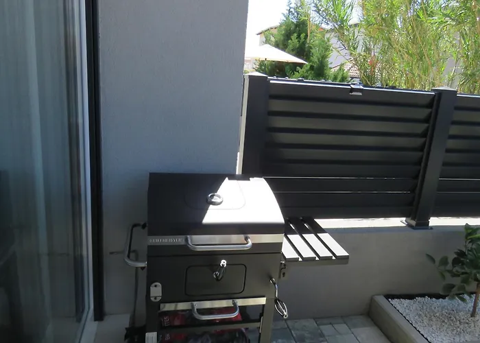 Apartment Duplex House Angela With Private Heated Pool Privlaka (Zadar)