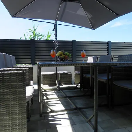 Duplex House Angela With Private Heated Pool Apartment *