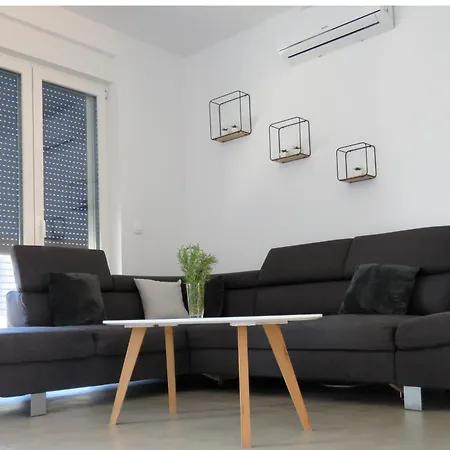 Duplex House Angela With Private Heated Pool Apartment Privlaka (Zadar)